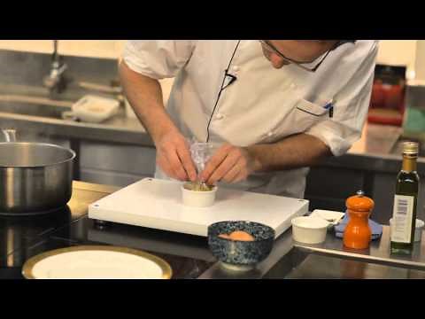 How to make the perfect poached egg using cling film with Alexis Gauthier - Taste Festivals