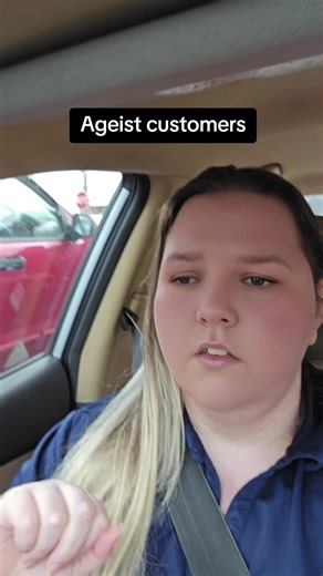 Navigating Customer Service Challenges with Professionalism