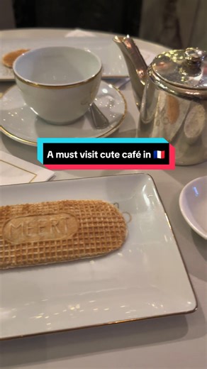 This is a must visit cute café in Lille called Maison Meért ✨🫶🏼 #CuteCafe #Cafe #Waffle #Vanilla