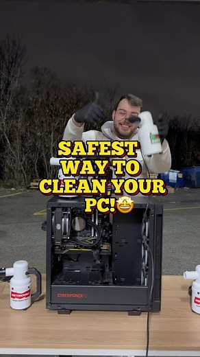 SAFEST way to clean your PC! 🤩 #pc #pcclean #pcdusting #cleaning #datavac #metrovac #pccleaning