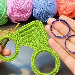 Perfect Eye-catching crochet, key chain, mini bag making, let's do it together #crochet # knitting | El Sanatları ve Hobi