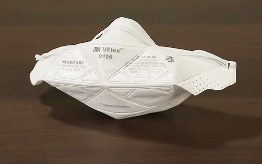 How to Wear a 3M™ VFlex N95 Respirator-sIkbyfJ5YRQ