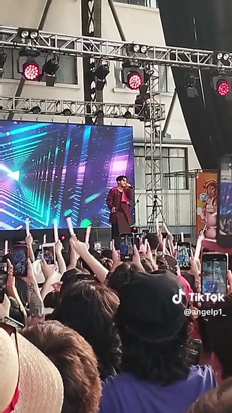 Increíble presentación de Coda en Chile | Jojo's Bizarre Adventure