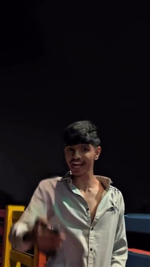 Beta hua Waqt 🎉🫀 #viral #funny #ekmotahathighumechala #subscribers #comedy #vlog #gameskhelkarpai