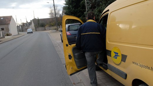 La Poste : le groupe dévoile ses résultats, ses missions de service public sous pression