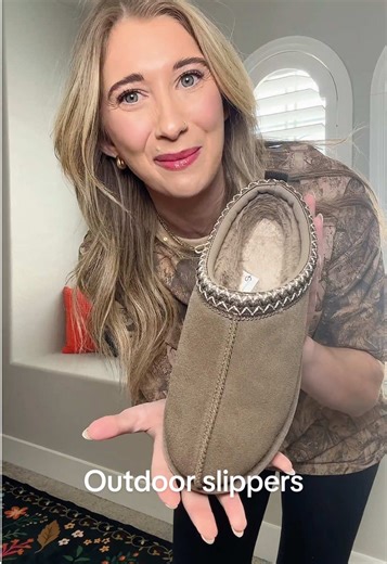 Cozy Indoor Outdoor Slippers for All Seasons