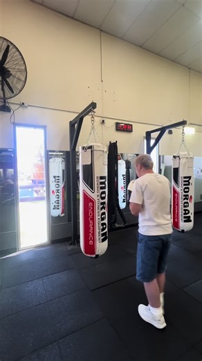 Trying to workout my legs on the bag now, I can see potential. (Boxing/training in a seats environment with a professional) #gym #boxing #fitness #workout #hardwork