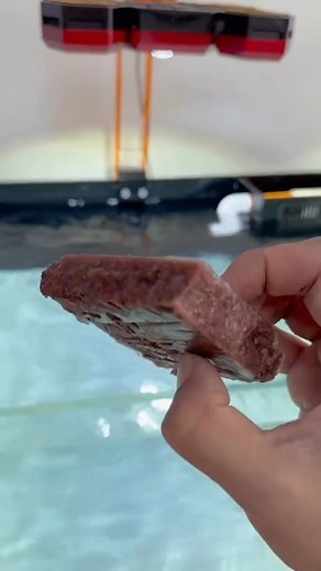 Acex on Instagram: "Negative pressure fish tank for fish to fly to the sky"