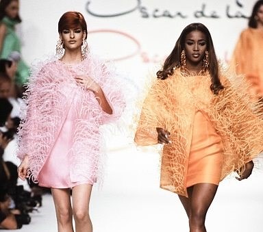 Take a look back at Oscar de la Renta's Caribbean-inspired Spring 1992 collection featuring supermodels like Naomi Campbell, Linda Evangelista, and Yasmeen Ghauri: https://www.oscardelarenta.com/stories/odlr-archives/oscar-de-la-renta-spring-1992 | Oscar de la Renta