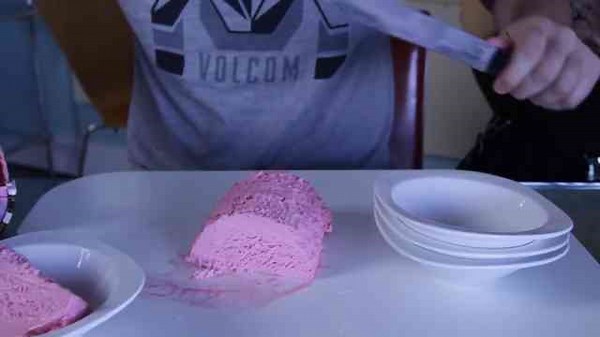 5 Awesome Ice Cream Life Hacks