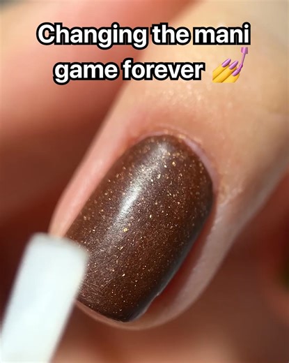 2 million American women can’t be wrong 🇺🇸💅 Nailboo’s viral Dip Kit is now shipping to Canada! Get salon-quality nails from the comfort of home - no appointments, no damage, no mess. Limited launch stock. Tap to try it now, eh? | Nailboo