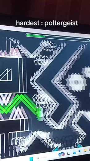 Mastering Geometry Dash: Conquer Poltergeist Level