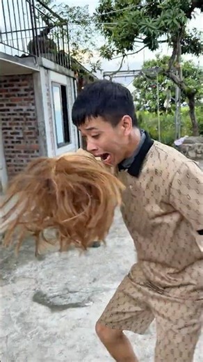 They Thought He Was a Robber… But It’s Just the Son-in-Law?! 😂 #funnyclip#prank#robberprank