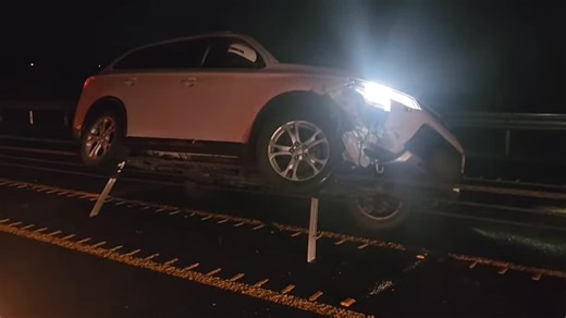 Alleged drunk driver gets car stuck on median barriers on Waitara Bridge, New Plymouth