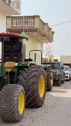 Suna pada John Deere 12