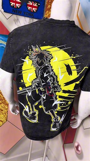 🌙🗝 Sora x Kingdom Hearts moonlight Keyblade drip — oversized vintage wash tee with that Y2K collector-drop energy. Pure nostalgia, clean streetwear. #KingdomHearts #Sora #Keyblade #VintageWashed #viral