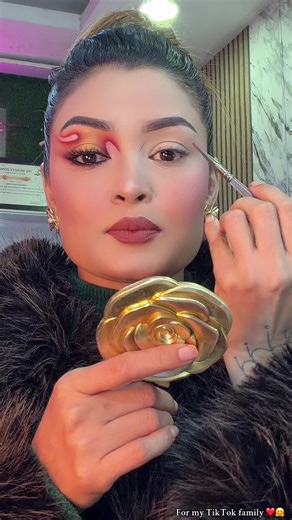 Creative Makeover Tutorial by Sanju Makeup Studio