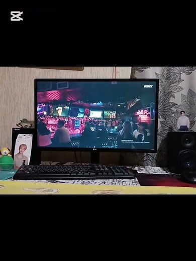 А вы смотрели эту дораму? "Сеульская братва". Нет, она не о BTS, но упоминание порадовало душу 😊💜