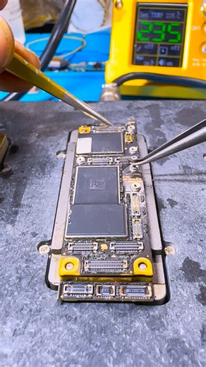 Hellorasel | Iphone sandwich motherboard layer separation #iphonerepair #smartphone #shorts #repair #fix | Instagram