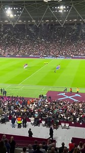 575K views · 14K reactions | West Ham fans sing The National Anthem gbeng • Ian Abrahams | Mark Noble's Claret & Blue Army | Facebook