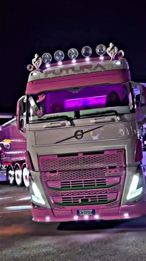 Volvo Truck #volvotrucks #truktronton #shorts