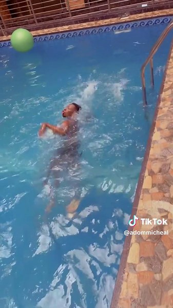 Outdoor Swimming Pool Dive Techniques