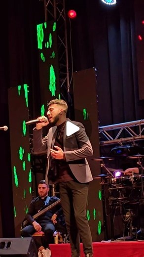 Mektoub on Instagram: "Toute fin a un nouveau départ ! Tabratt b ul live 💌 #hacenahres#tabrattbul#tiziouzouⵣ #maisondelaculturemouloudmammeri"