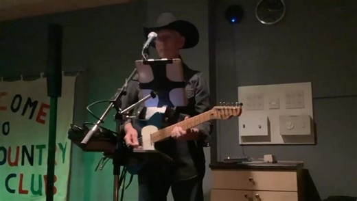 Pete McAllister at Elgin CMC last night with his version of Hal Ketchum's "Old Soldiers" | Elgin Country Music Club