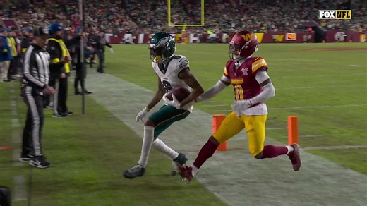 Highlight: DeVonta Smith catches 5-yard TD vs. Commanders