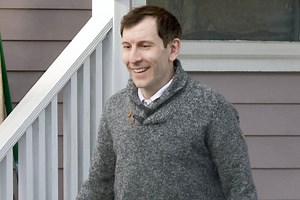 Malcolm in the Middle star seen for first time in 18 years after being recast in series reboot