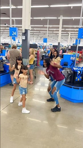 WALMART VIBES (Leesburg, FL)🌟💕 #fyp #trending #florida #walmart #vibes #fypシ #dance ‪@Swisher3x‬