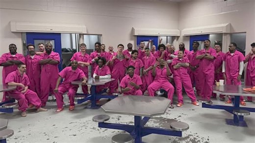 Galveston County Jail inmates are now wearing hot pink. Here's why.