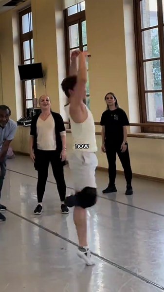 Ballet Journey: From Struggles to Flexibility