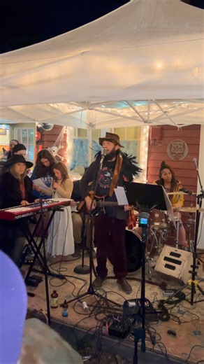 I couldn’t have imagined this band that came together✨and Court’s grandkids singing JGB with us🎶😍#jerrygarciaband#strugglemountain | John Henry's Farm