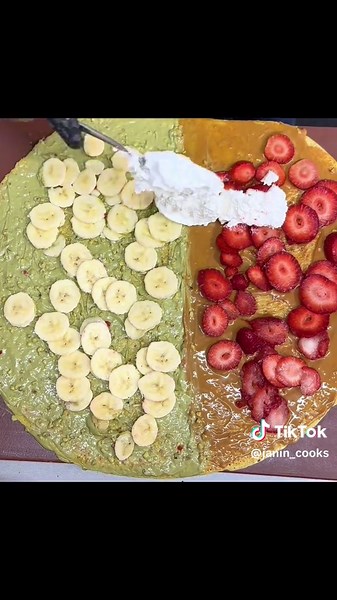 Clătite Uriase la Izvorul Rece