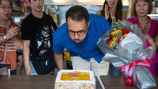 Aljunied residents surprise Pritam Singh with cake and flowers for his birthday - WP