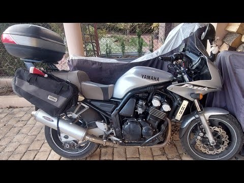 Yamaha FZS600 Fazer: carburettor service.