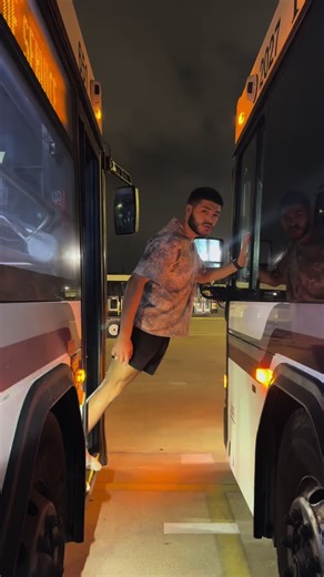 Hype morning #morningroutine #work #bus #college #vlog | routine