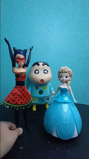 TRANSFORMING PRINCESS ELSA AND TRANSFORMING LADYBUG #disney #elsa #miraculousladybug
