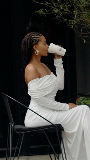 Accidental runway moment 🤭✨ #fashion #snowberrypizza #ootd