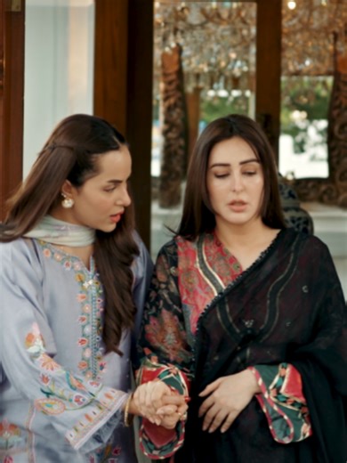 Hania ne akele hi is halat mein hospital janay ka faisla karliya. Watch #SaraAapi every Monday and Tuesday at 8:00 PM, only on Geo Entertainment. #SaraAapi #SamiKhan #AdeelChaudhry #SidraNiazi #NimraKhan #KhaqanShahnawaz #AmmaraMalik #fyp #GeoEntertainment #whattowatch