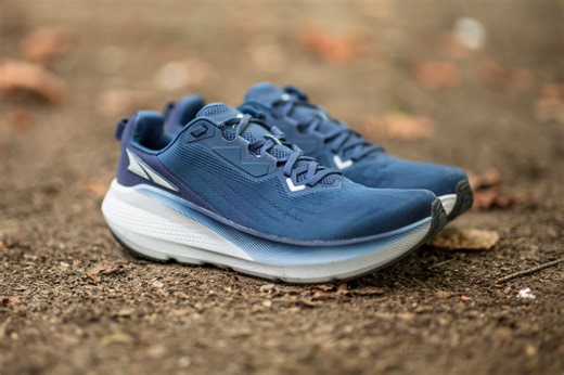 SHOE REVIEW: Altra FWD Via - Canadian Running Magazine