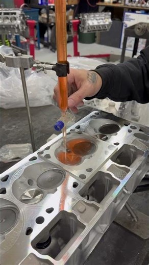 Checking the combustion chamber size in these ported LT1 Heads💪#thompsonmotorsports