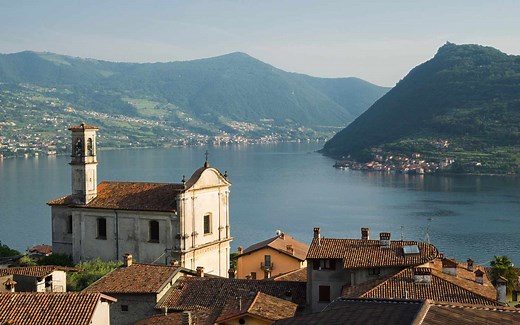 This Gorgeous Lake in Italy Is Even More Amazing Than Lake Como