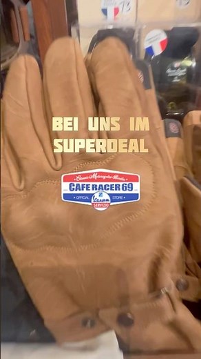 The perfect leather gloves for cold days! #bikelife