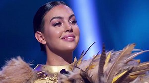 Los hijos de Georgina Rodríguez bailan entusiasmados con la actuación de su madre en 'Mask Singer'