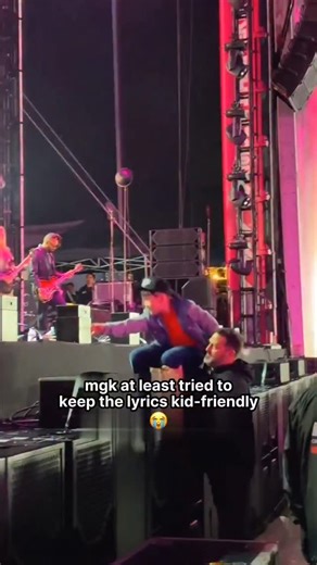 mgk tried to keep the lyrics kid-friendly, probably did his best, but gave up quickly. 😭 This song: mgk - I Think I'm OKAY 📝: mgk performed on the T-Mobile Stage in the T-Mobile Zone at Sphere during the F1 Grand Prix of Las Vegas on November 21, 2025 in Las Vegas, Nevada. During his performance of "I Think I'm OKAY", mgk brought a young fan on stage to sing the song with him. mgk tried to keep the lyrics kid-friendly for the young fan but gave up quickly. At least he tried. And then mgk gave 