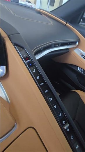 2022 Chevrolet Corvette 2LT interior