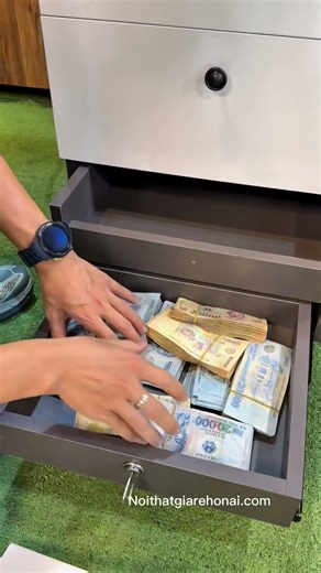 Hidden Compartment Built into a Bedside Table #SecretStorage #HiddenCompartment #SmartFurniture