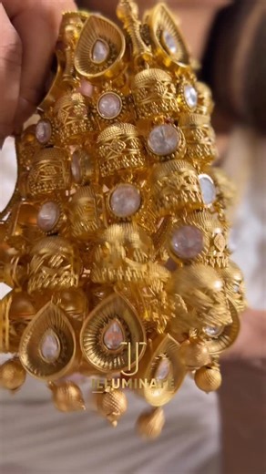 JAHORI Necklace for the winter Bride of this season Available on website www.illuminatejewellery.in #illuminate_shine_everyday #illuminatejewellery #indianbride #indianjewelry Royal bride , destination wedding jewellery, bridal jewellery | Illuminate Jewellery